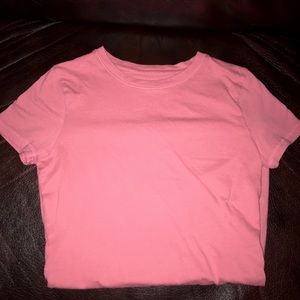 pink tee